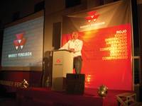 Revista PRODUCCION: 50 a&ntilde;os de Massey Ferguson